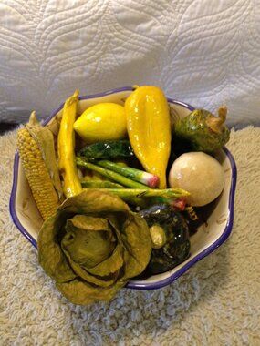 VTG Paper Mache Veggies (19) Mexican Folk Art Funky Unique Cottagecore Farmhouse